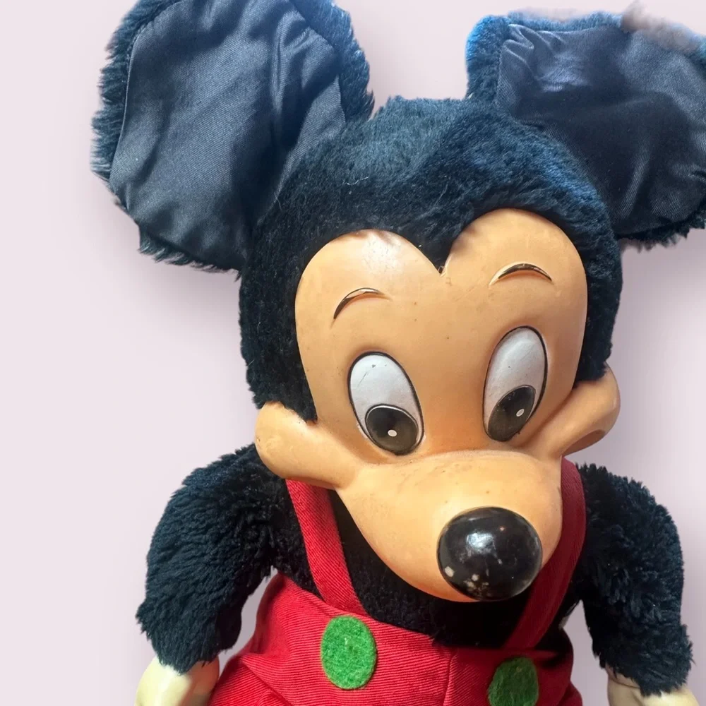 Vintage Disney Applause Mickey Mouse Christmas Plush Stuffed Animal Plastic Face